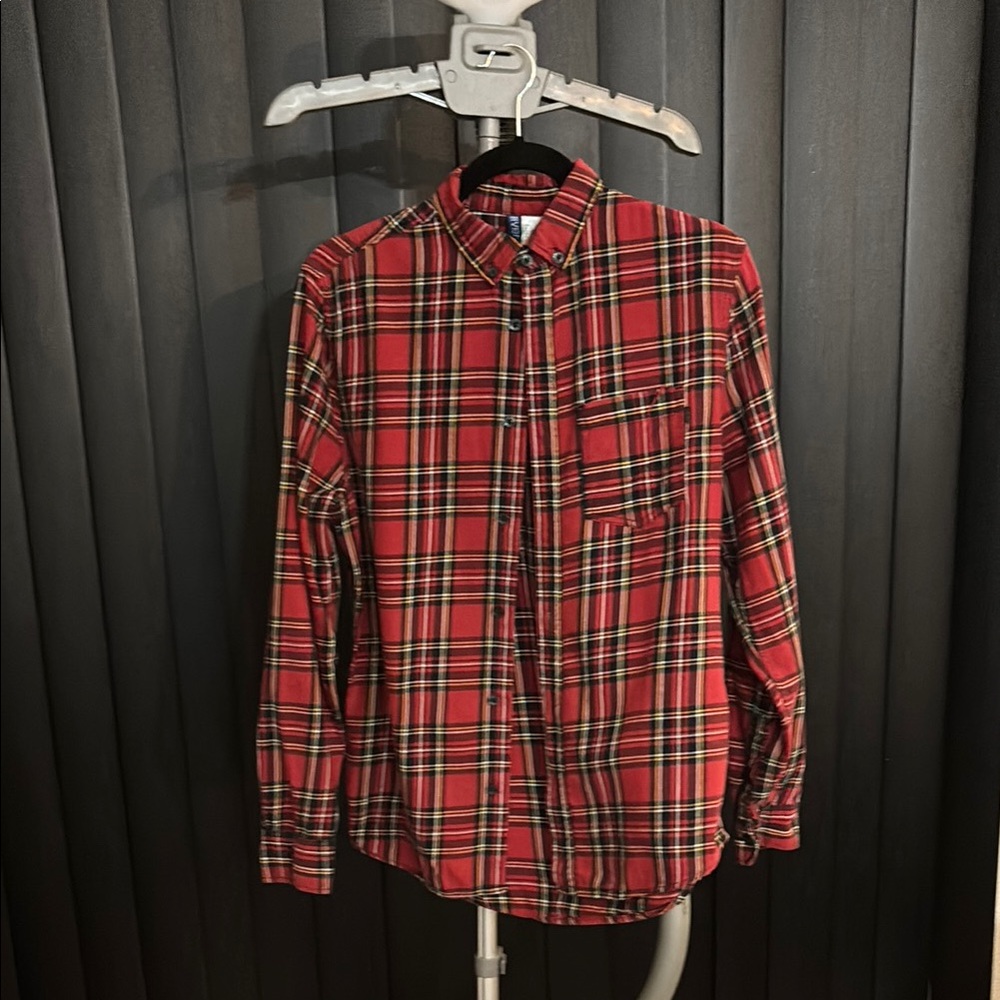 Divided Red Casual Plaid Button Down Shirt